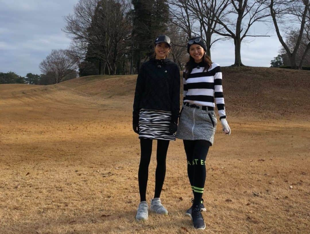 坪井保菜美のインスタグラム：「⛳️ゴルフ交遊抄 📺 BSテレ東  2月27日(日)・3月6日(日) ☀️朝7:30〜8:30  プライベートでも仲良しなヒロさんとゴルフロケ🏌🏻‍♀️ 楽しかったよねぇ〜  水原さんともご一緒出来て嬉しかったです✨ ありがとうございました🙌🏻  2週にわたってなのでぜひ⛳️🏌🏻‍♀️  #ゴルフ交遊抄 #テレ東  #テレビ #ゴルフ #tv #golf」