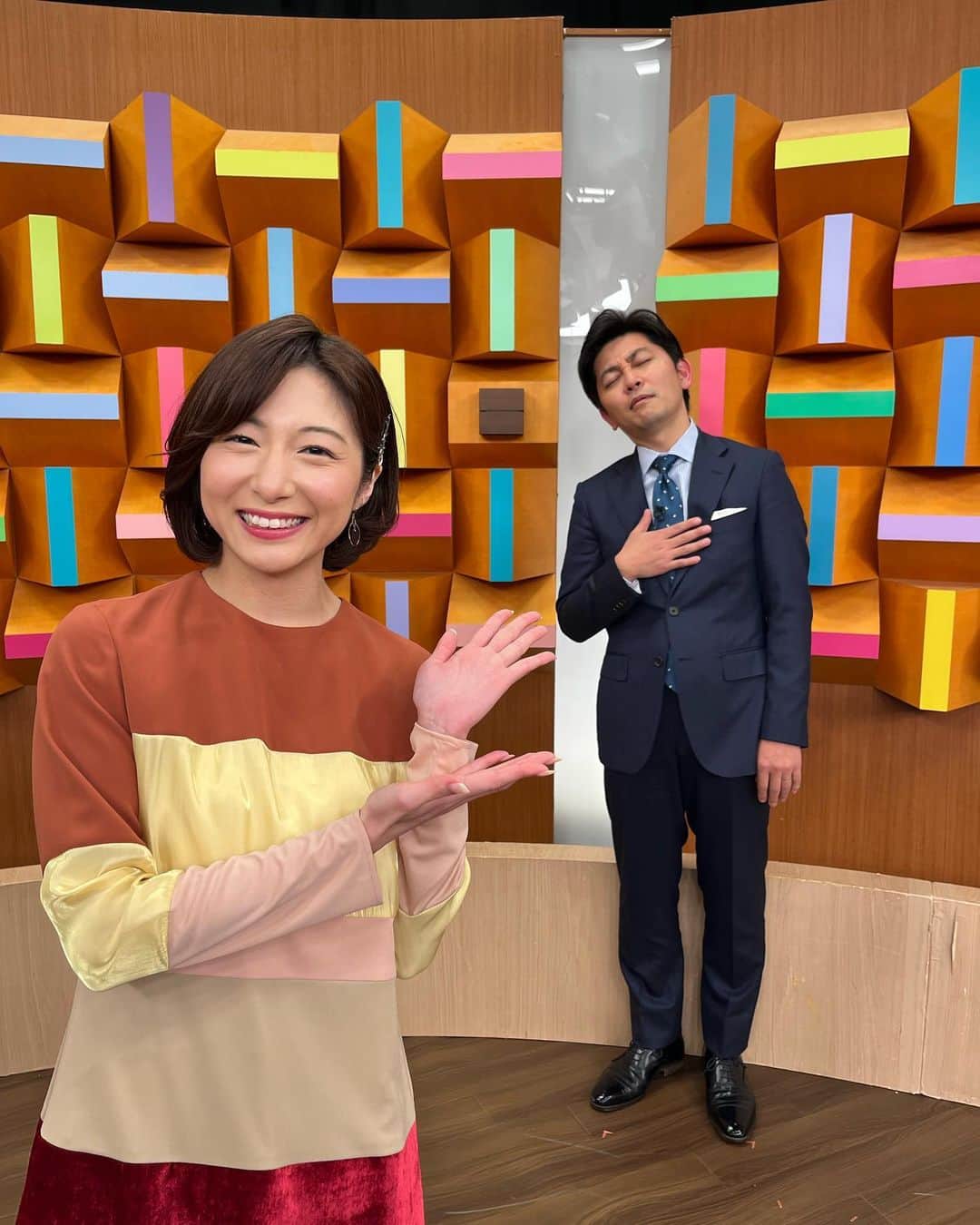 のインスタグラム：「* バズリズム02に行ってきました。  慣れない仕事をするのは緊張するけど、 そのドキドキが楽しかったり 発見や学びがあるよね。  市來さんにおんぶにだっこで 勉強させていただきました！あざす！  目がジャブジャブ泳いでるバズリズムは 今夜です。  #バズリズム  #ジャブジャブ」