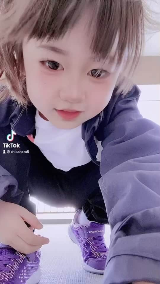 井上貴子のインスタグラム：「親友（小1女子）から 送られてきた近況  カッコ良すぎる小1女子  食べるものはまだ子どもだけど 会話はオトナ  Happyで^ ^」