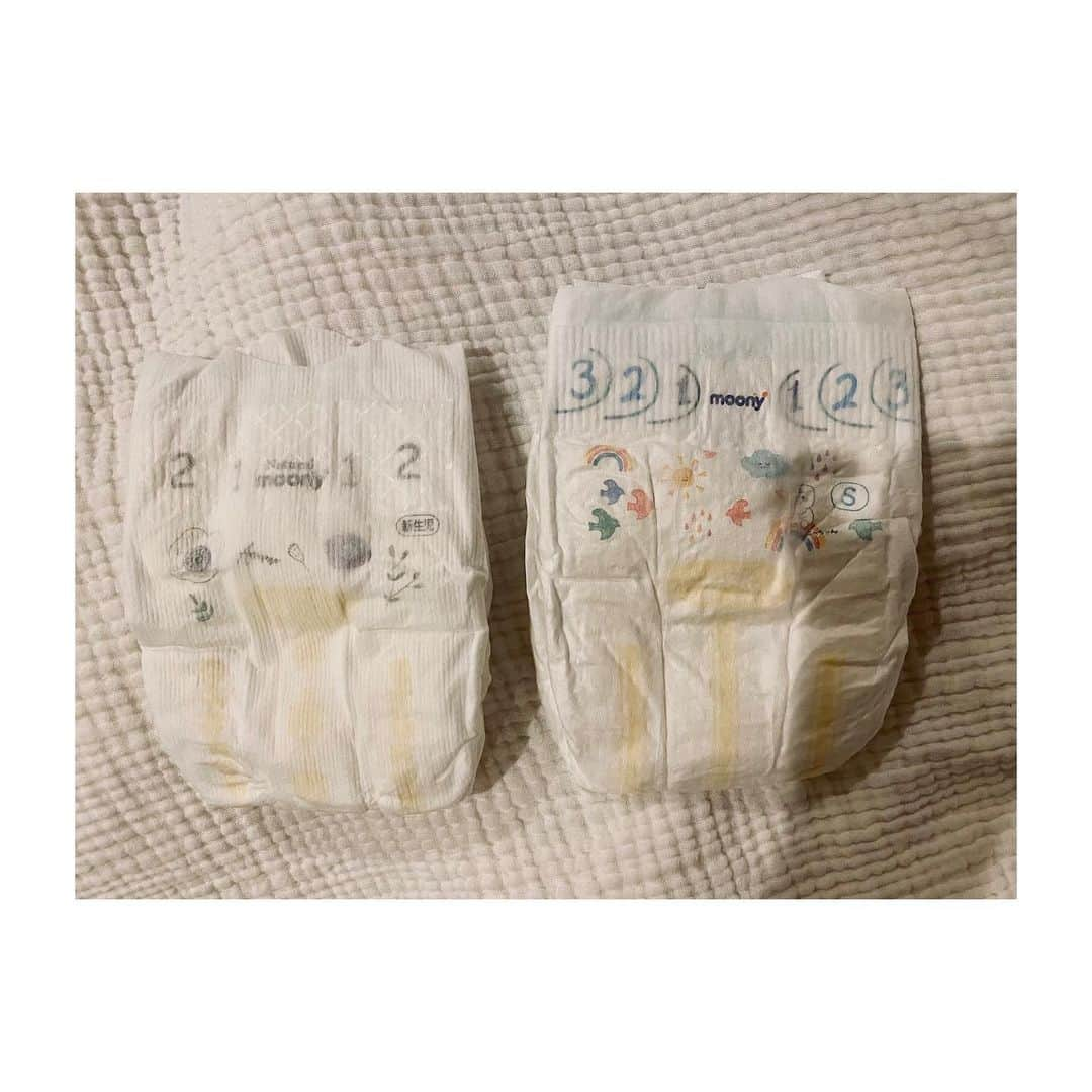 yori designerさんのインスタグラム写真 - (yori designerInstagram)「👶🏻 昨日最後の新生児サイズが終わった🥺 上の子たちの時は 成長していくのが楽しみだったのに ぼくちんは成長してくのが 寂しい😢💓 #ぼくちん通信 #生後1ヶ月  #生後42日 #新生児おむつ卒業」2月26日 9時26分 - yoko915