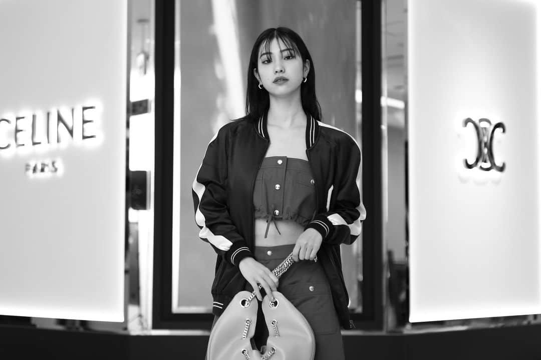 北澤舞悠（まゆちる）のインスタグラム：「@celine  CELINE BAIE DES ANGES POP UP STORE  2022.2.23~3.1まで伊勢丹新宿店でPOP UP STOREが開催中🤎  #CELINEBYHEDISLIMANE #CELINEISTAN」