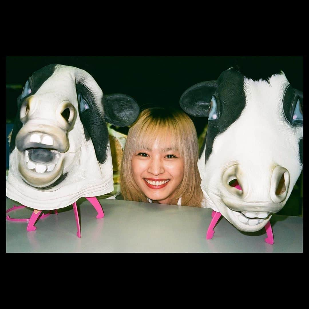 大谷凜香のインスタグラム：「この映画、年齢制限ありません！ よい週末を~🐮#牛首村」