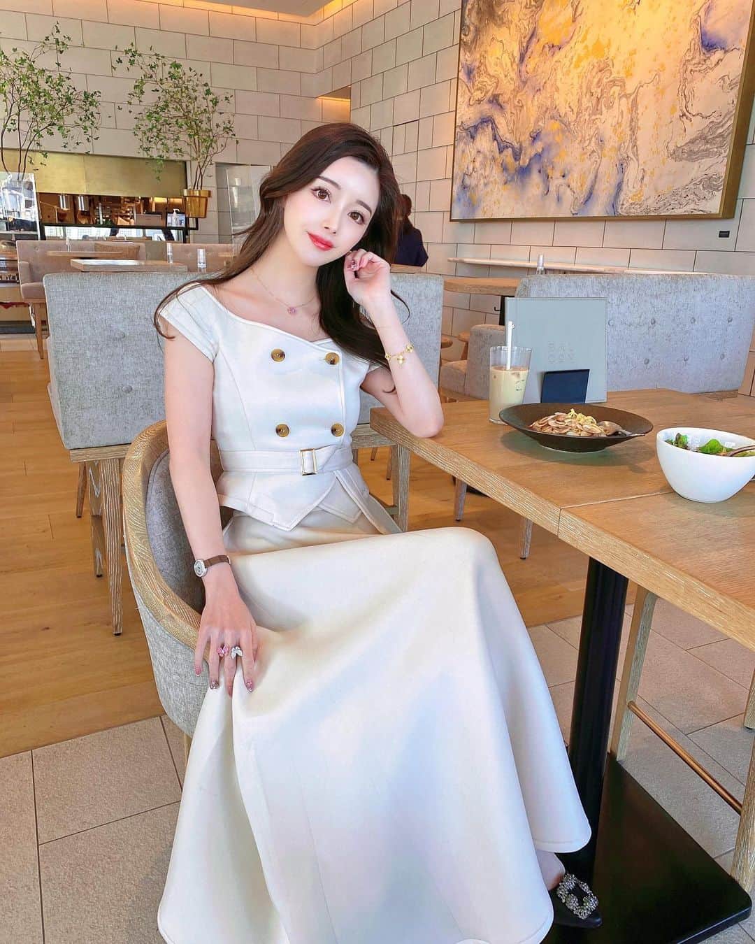 小川ももえのグルメインスタ