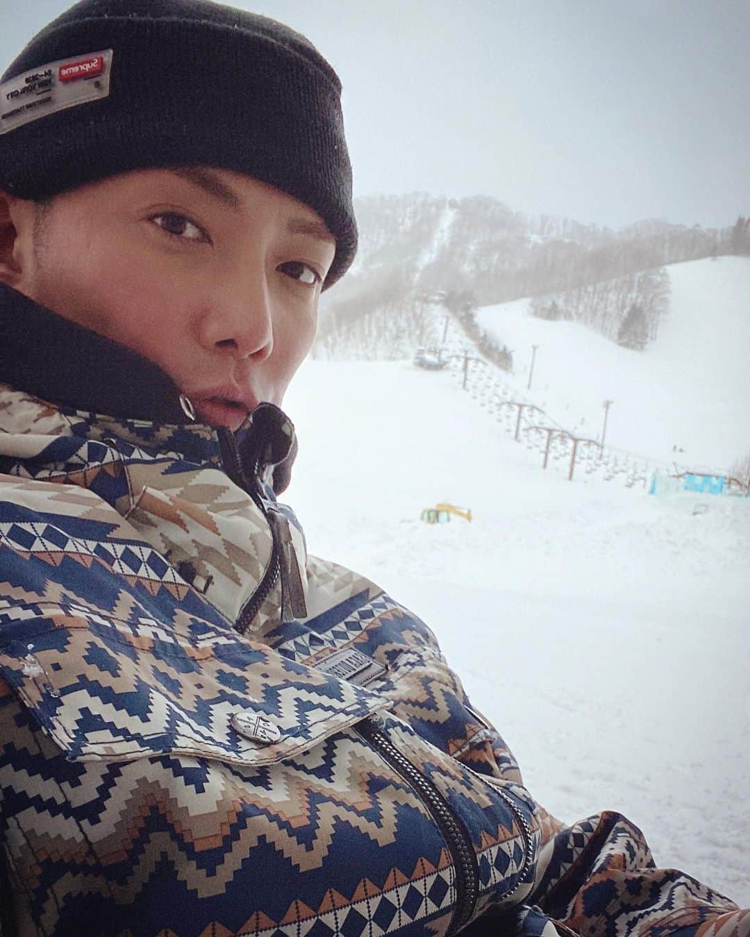 平宮博重さんのインスタグラム写真 - (平宮博重Instagram)「Snowboarding @ozetokura  Was so fun:)))) #wintersport #japan #スノボ #尾瀬戸倉」2月26日 23時04分 - hiroshige_narimiya