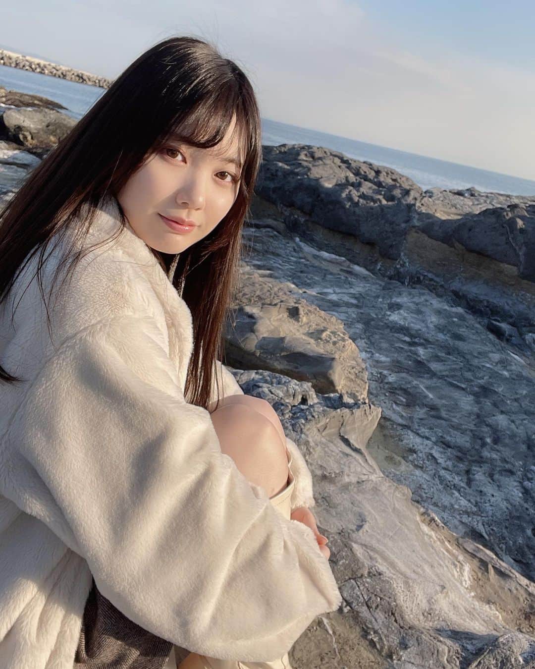 石川澪のインスタグラム：「寒かった😖」