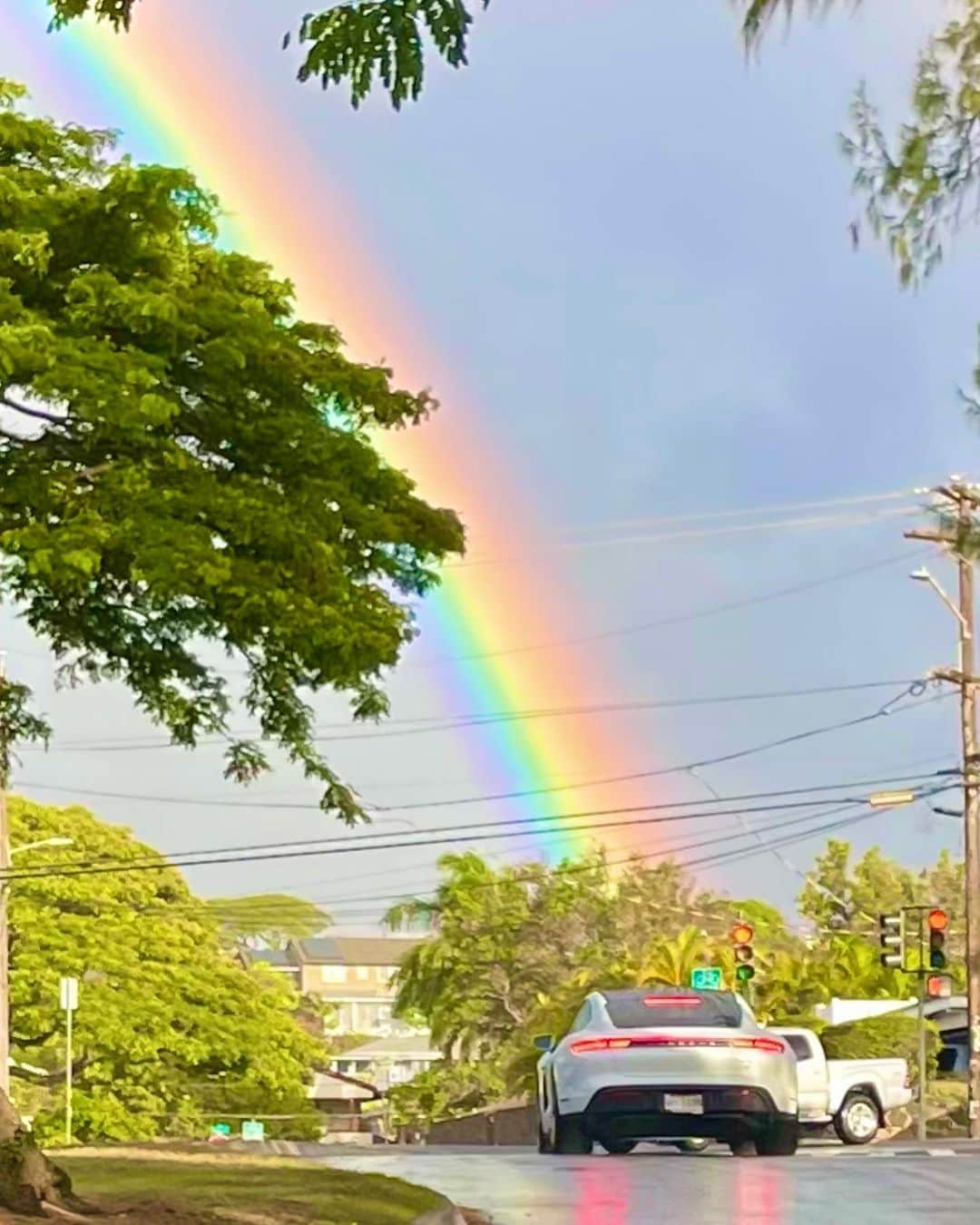 チソンさんのインスタグラム写真 - (チソンInstagram)「#무지개 #rainbow 우리 가족은 무지개를 좋아해요. 여러분은 무지개 같은 예쁜 존재입니다🌈 생일 축하해줘서 고마워요.😄❤️❤️❤️❤️❤️❤️❤️」2月27日 11時50分 - justin_jisung