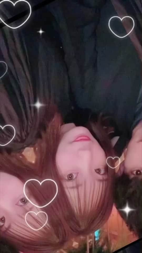 のインスタグラム：「VITAのテンプレでの動画作ってみましたー😍  テンプレを使えば、写真と動画13枚入れるだけで音楽も動きも自動で編集してくれるので簡単に作れたよー！  動画の最後に作り方も紹介してるので、みんなも作ってみてね💛 #VITA #びた動画 #動画編集 #自動編集 @vitaapp_jp」