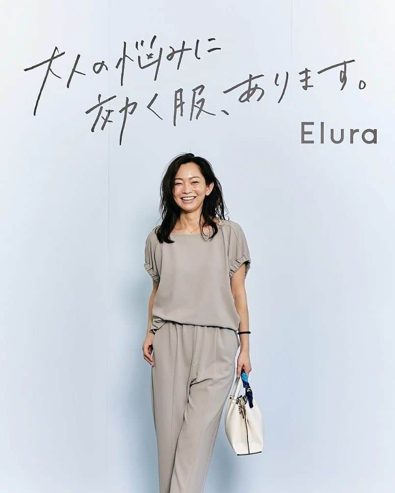佐藤純さんのインスタグラム写真 - (佐藤純Instagram)「Elura 2022 SS 展示会へ😊  @elura_official   コンセプトは『大人の悩みに効く服‼️』  なんて、素敵なキャッチコピーなんでしょう😊  きちんと感もあり、リラックス感もあり。  着心地もよくて、シルエットもきれい👏  ベーシックなカラーもいいし、これからの季節は春らしいカラーもいいよね。  エルーラの服は、高見えするのに手に取りやすい価格なところも魅力です😉  #elura #エルーラ #展示会 #大人の悩みに効くコーデ #大人の悩みに効く #大人の悩みに効く服 #大人カジュアル #カジュアルコーデ #大人コーデ #ママ #ママモデル #モデル #mama #mamamodel #model」2月28日 14時59分 - junsatoidea