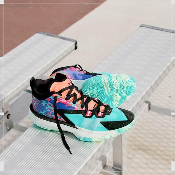 Jordanのインスタグラム：「Not of this world.  Gravity does not apply when you take flight in these. Experience the Z-effect on court every time you lace up.  Head to the link in our bio to shop the Zion 1 ‘Planet Z’ in the Nike App.」