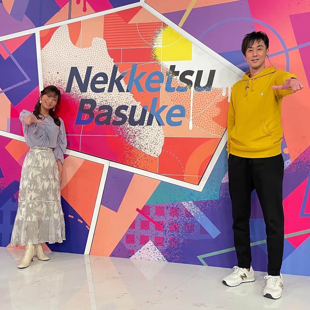のインスタグラム：「🏀 . およそ1ヶ月ぶりの#熱血バスケ ありがとうございました✨ . ミニバス時代からの憧れの選手 五十嵐圭さんとお話出来て感無量です😭 電波状況の問題で ご迷惑をお掛けしましたが なんとか繋がって良かったです💦 . さらにきょうは#B2 を紹介！ ファイブアローズ について 熱くなりすぎてしまいましたが 本当にB2優勝🏆願っています🔥 . 次回はまた再来週！笑 14日です😂来週じゃないよ🙅‍♀️ . #バスケ #w杯 #スーパープレー #小宮邦夫 さん #解説 #群馬クレインサンダーズ #レジェンド #五十嵐圭 選手 #イケメン #永遠の二十歳 #香川 #香川ファイブアローズ」