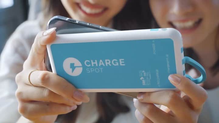 Kauanのインスタグラム：「Charge SPOTを愛用していたらアンバサダーになっちゃいました🔌⚡️ 全国のチャージスポットの機械で流れてるのでcheck。  Me tornei o embaixador da Charge SPOT🇧🇷  @chargespot_jp / @tft_production / @toki1 #chargespot」