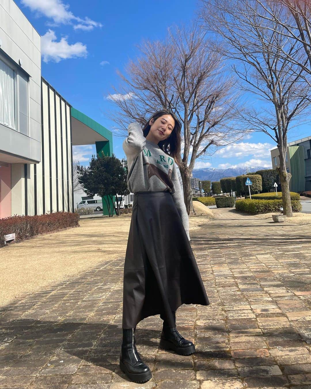 上野智子さんのインスタグラム写真 - (上野智子Instagram)「#throwbackfebruary 💚 3月スタート。みんなが笑顔で過ごせますように！」3月1日 20時51分 - tomokoueno