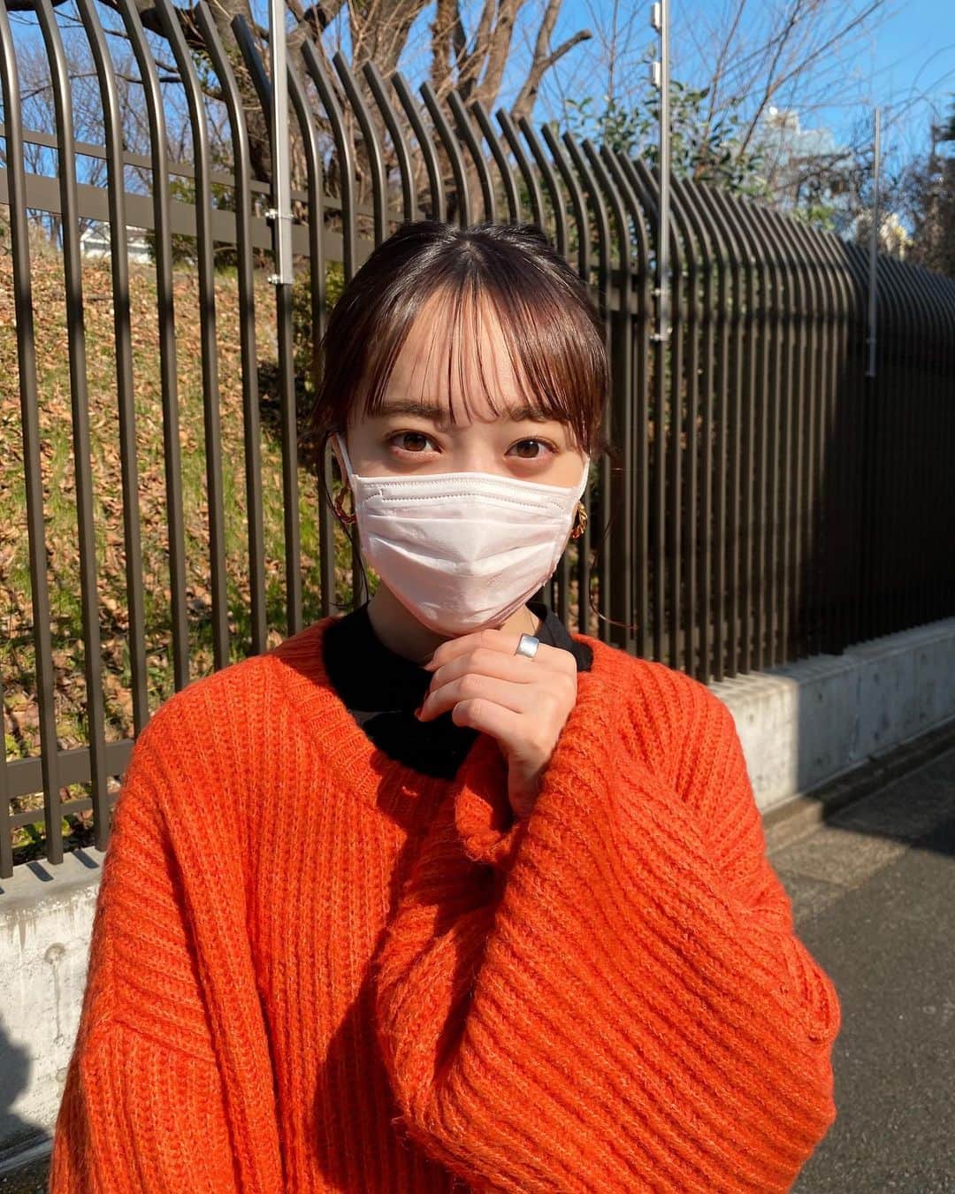 磯俣愛さんのインスタグラム写真 - (磯俣愛Instagram)「最近髪結ぶのハマっております〜🌼」3月1日 21時23分 - ai_isomata