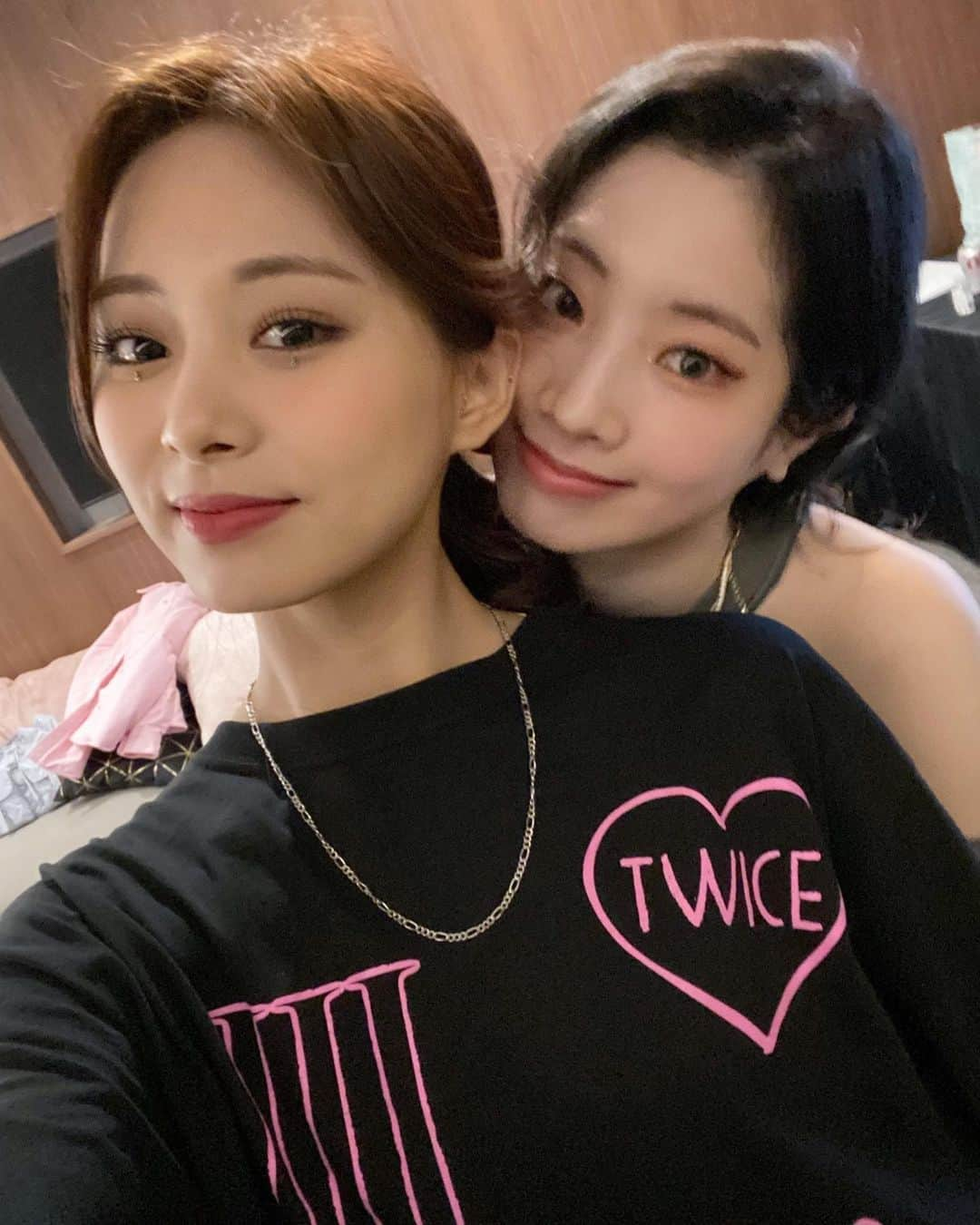 TWICEさんのインスタグラム写真 - (TWICEInstagram)「다현언니랑 사진 많이 찍었네🤍💙」3月1日 21時36分 - twicetagram