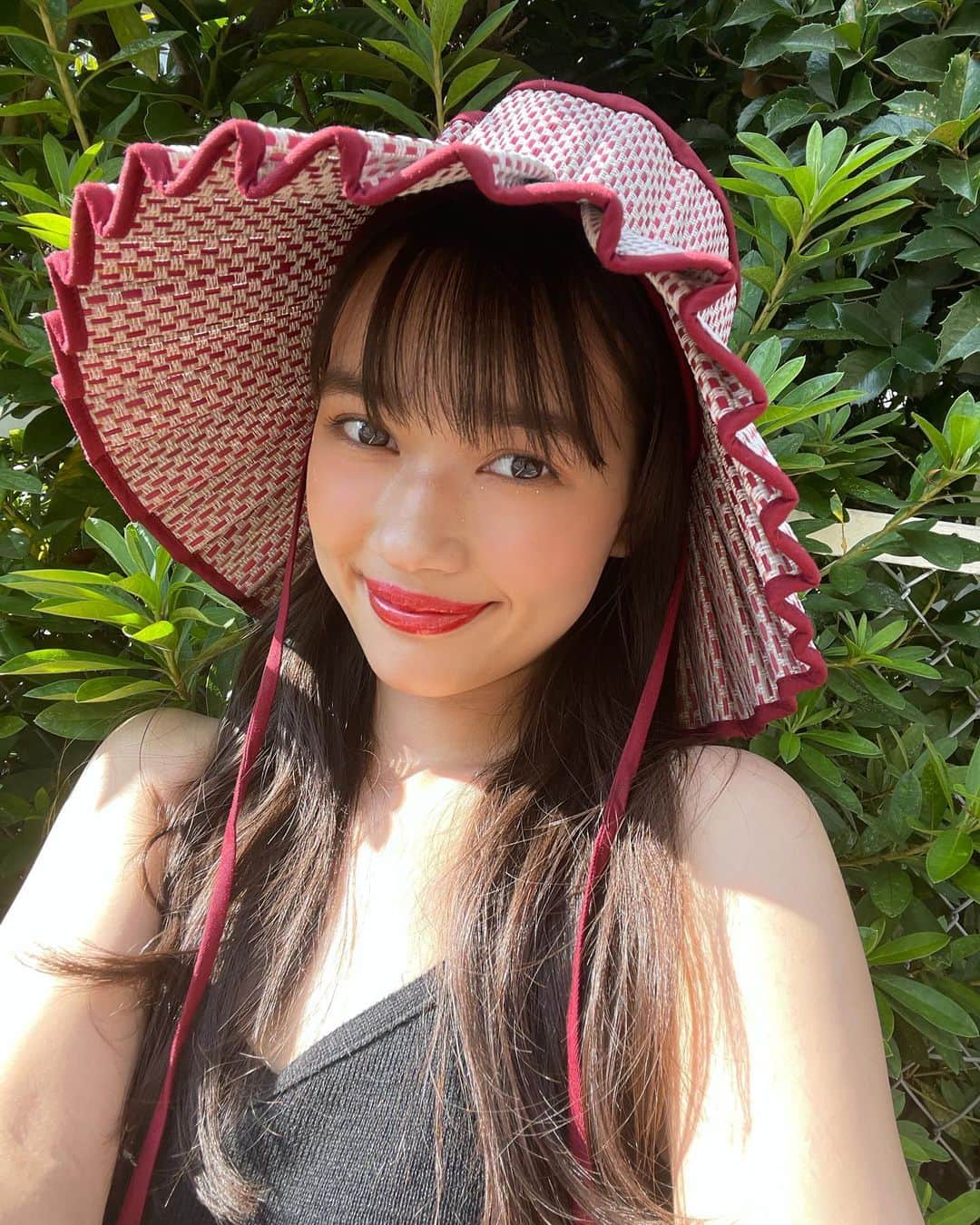 新井舞良のインスタグラム：「わーー！今日から3月ですねー！ あったかくなってきましたね☀️ 嬉しい嬉しい！夏が待ち遠しい🌷🌿 3月も頑張るぞー😤😤  It’s March from today! I’m so happy that It’s getting warmer these days. Can’t wait for summer to come!」
