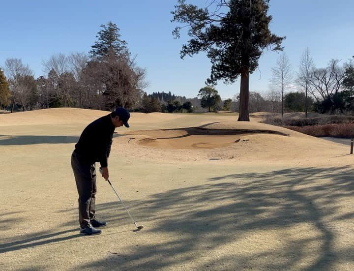 清水直行のインスタグラム：「52度ｳｪｯｼﾞ(残 107yd)  ゴルフ⛳️一生懸命、頑張る！！ って思ってる。  ゴルフ頑張るシリーズ  #ゴルフ #千葉バーディクラブ  #golf #golfswing #ゴルフスイング  #ゴルフスイング動画  #ゴルフ好き  #ゴルフ好きな人と繋がりたい  #ゴルフ上手くなりたい #清水直行」