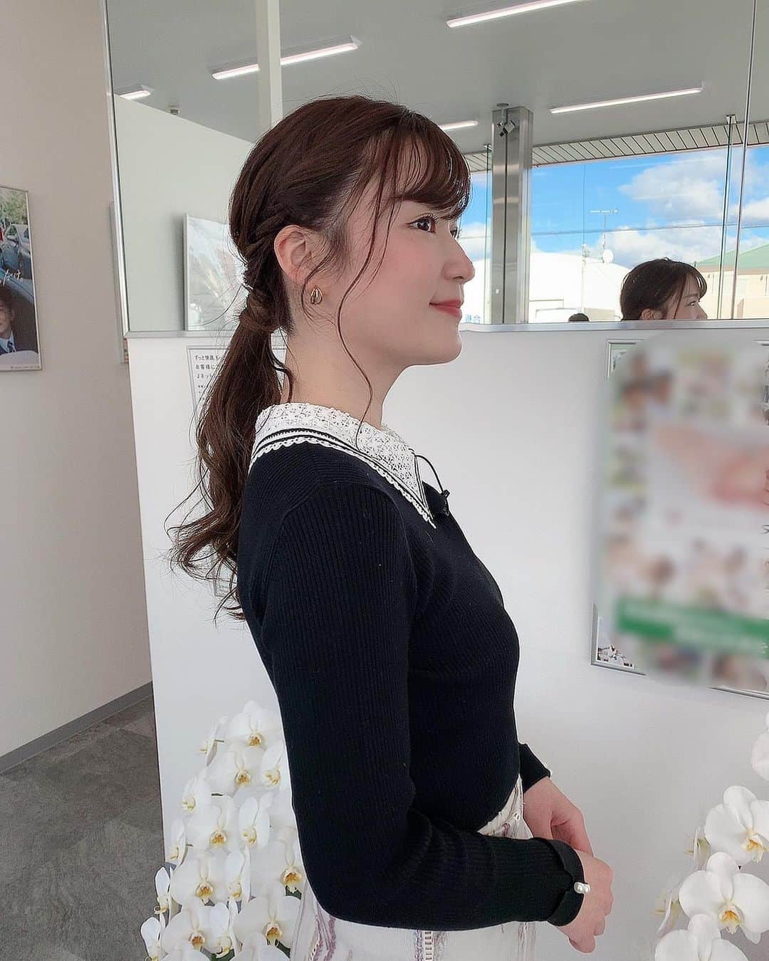 古賀文沙のインスタグラム：「・ ・ ・  今日は雨の中1日ロケ 回ってきました  季節の変わり目 風邪ひかないようお気をつけください❄  ひさしぶりすぎる投稿⛄️ マネージャーさんが撮ってくれました  ・ ・ ・」