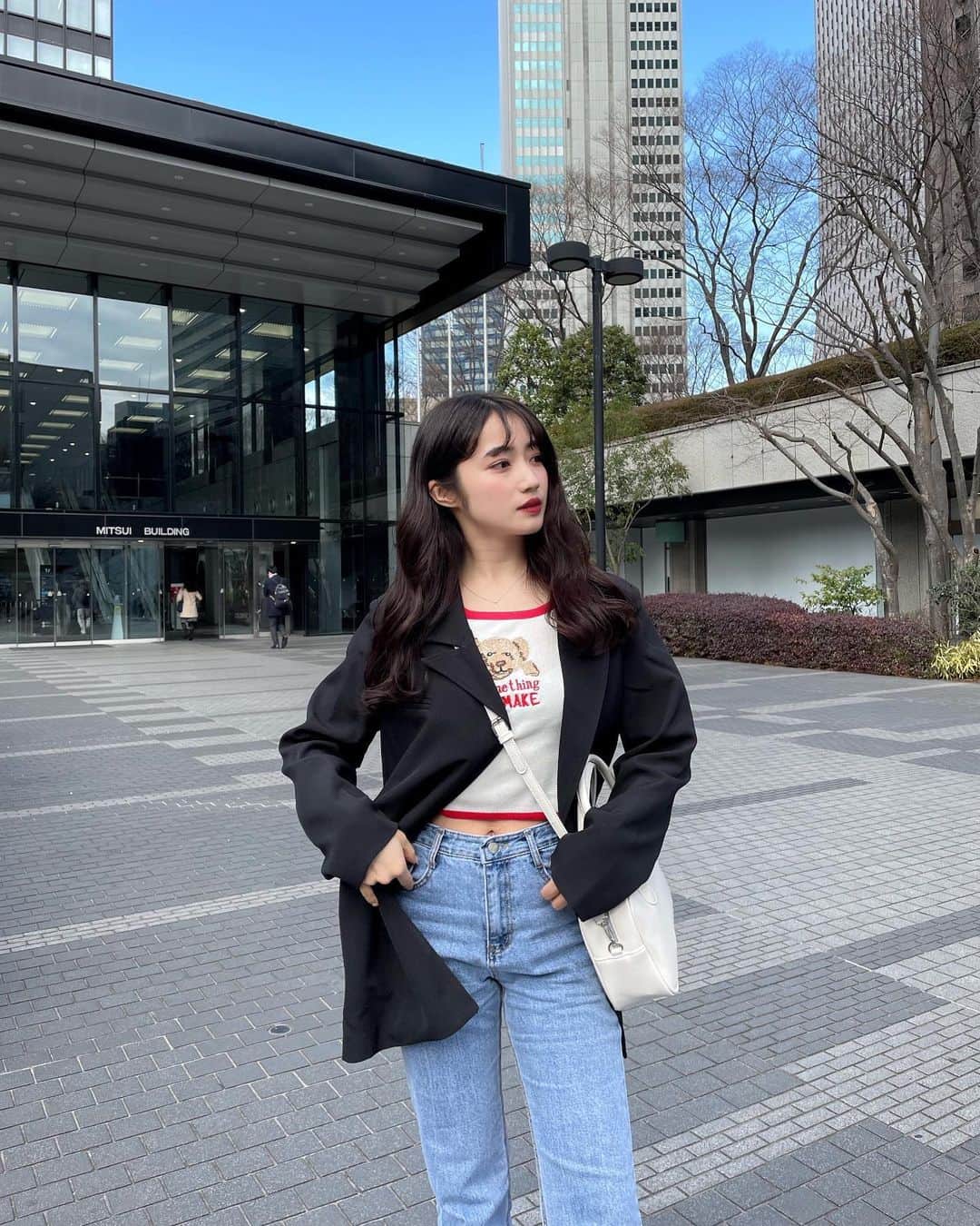 のインスタグラム：「今日のお洋服👕🍒👖👜」