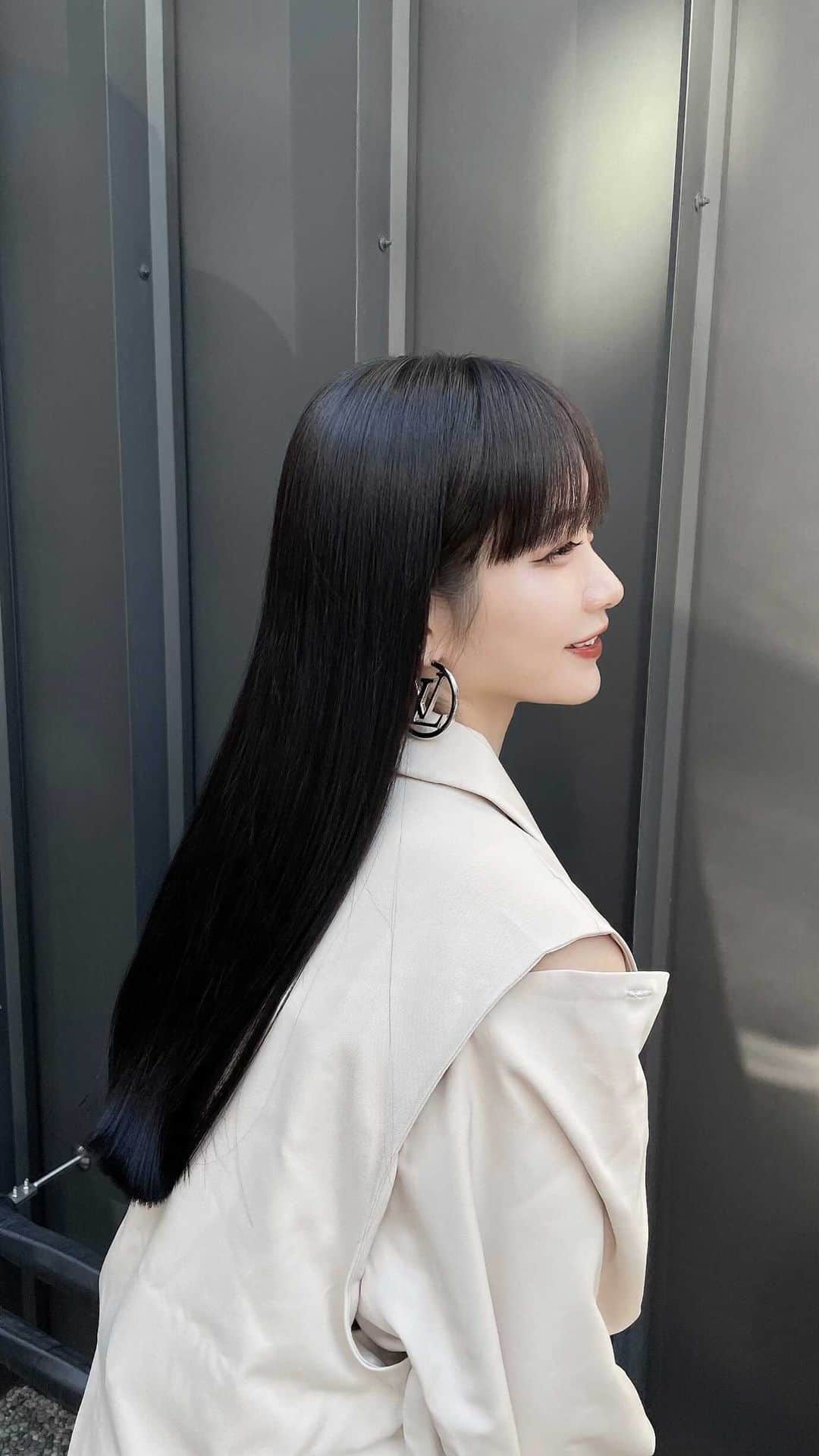 中村くるみのインスタグラム：「Baby it’s you! ( ◠‿◠ )  Reelで大大大好きなYUKIが選択できるようになってる‼︎最高‼︎しあわせ‼︎  hair @shinnosuke_suwa」