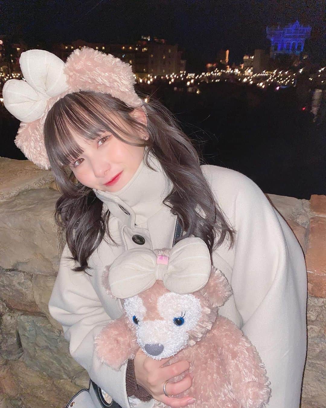 新谷真由さんのインスタグラム写真 新谷真由instagram 彼女感 さむくて鼻赤い ディズニー ディズニーシー 夢の国 3月1日 時07分 Ni Mayu43