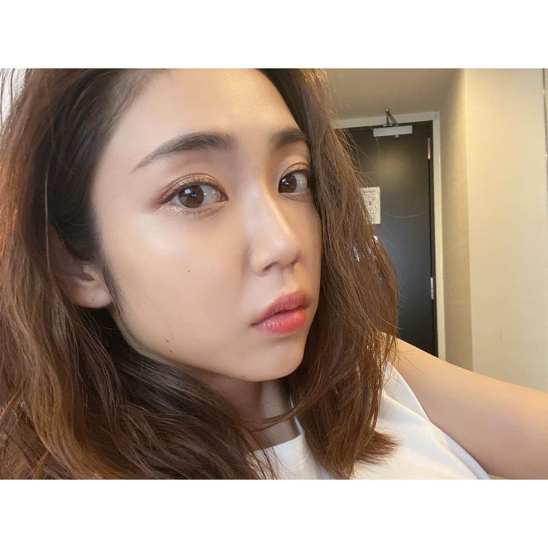 山谷花純のインスタグラム：「考えて考えて。調べて調べて。 25歳は、勉強の一年になりそうです。」