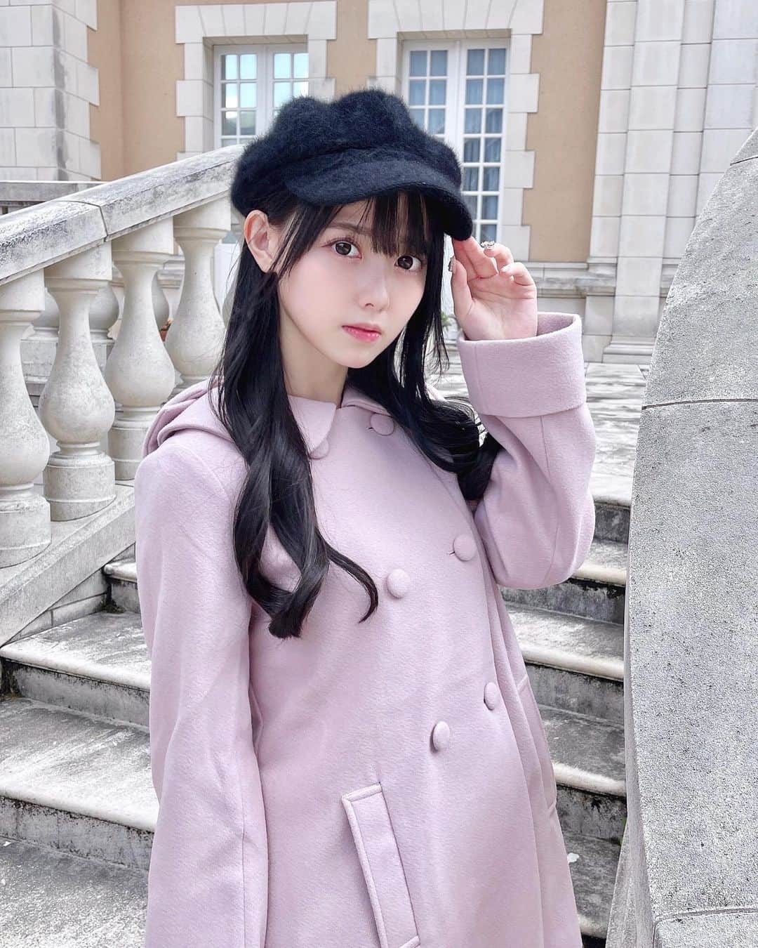 松本ももなさんのインスタグラム写真 - (松本ももなInstagram)「♡3月も好き??🌸  あっという間に春になりそうだね -⁽ -´꒳`⁾-♡ 3月もよろしくね♥  ピンクに合ってますか？💗🤍ིྀ 春も可愛いお洋服をたのしみたいです💕  @larmemagazine @missmine_official #LARME #ラルム #missmine #ミスマイン #girly #girlygirl #キャスケット #コート #清楚系女子 #清楚 #ガーリー #ガーリーコーデ #japanesegirl #kawaiigirl」3月1日 23時31分 - momona.1012