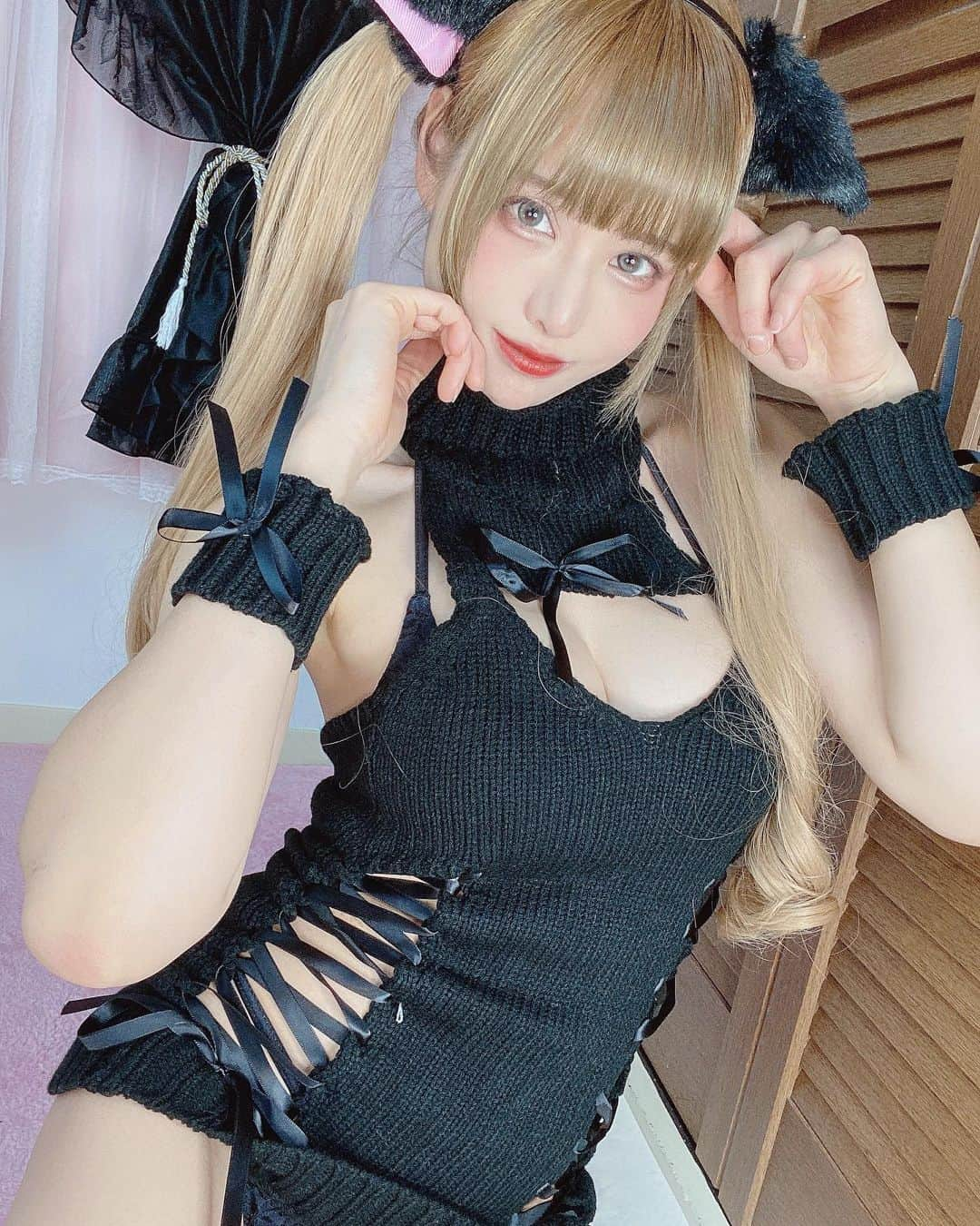 ゆかにゅんさんのインスタグラム写真 - (ゆかにゅんInstagram)「#costume #cosplay #コスプレ #コスプレイヤー #Japanesegirl #アイドル #gravure #グラビア #japanesemodel #金髪 #fetish #selfiegirl #ツインテール #Beautifulgirl #model #gallery #ポートレート #portraitphotgraphy #写真好きな人と繋がりたい #写真撮ってる人と繋がりたい #ポートレート女子 #東京カメラ部 #作品撮り #japan_of_insta #Japanesegirl #followme」3月1日 23時44分 - yuka_neko_nyun