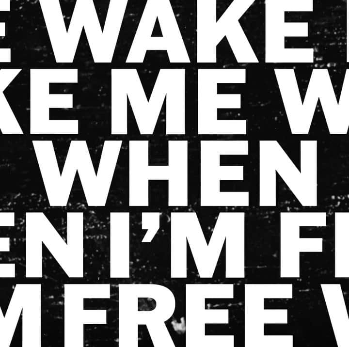 2Pacのインスタグラム：「Tupac Shakur. Wake Me When I’m Free Collection available now at shop.wakemewhenimfree.com @wakemewhenimfree #wakemewhenimfree」