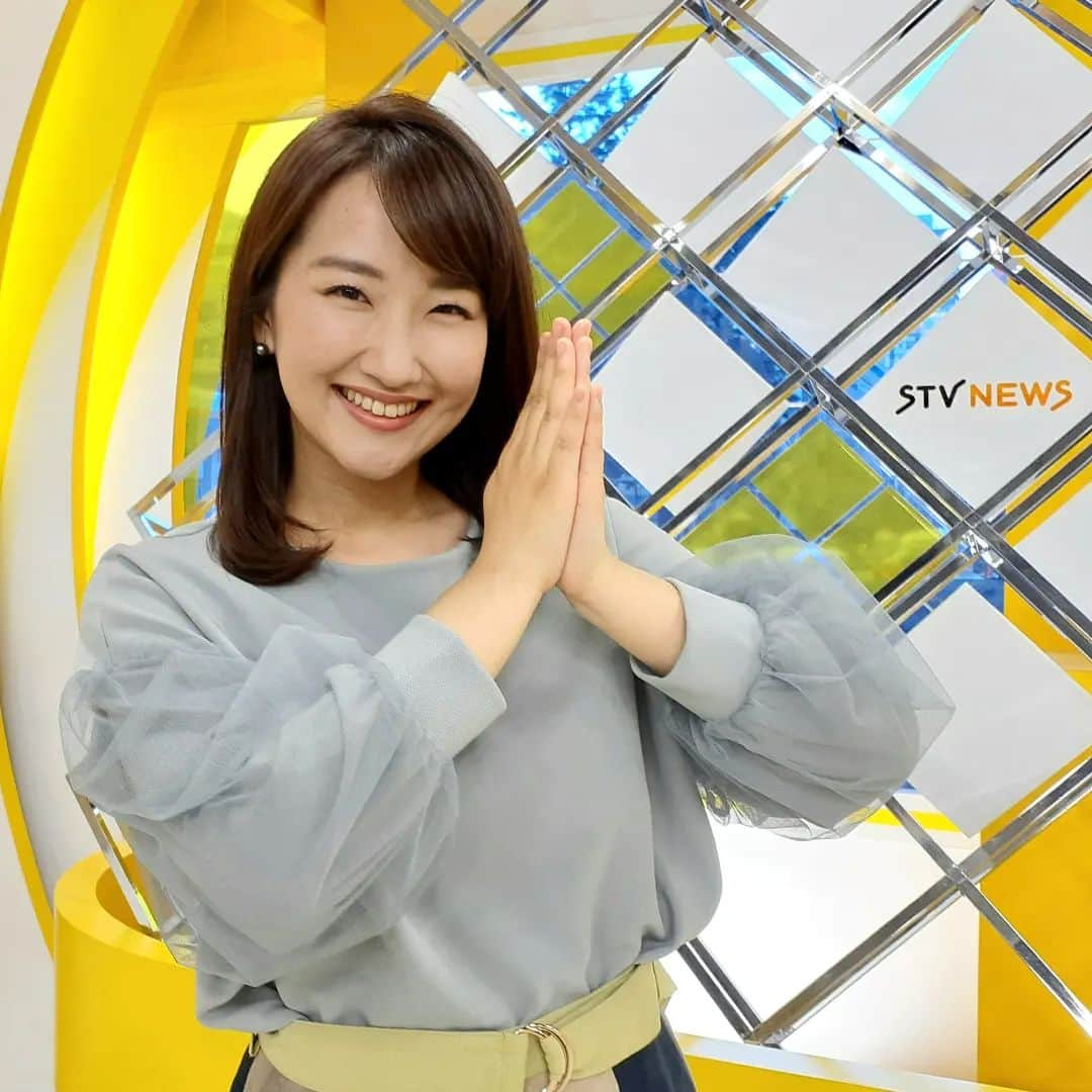 札幌テレビ「どさんこワイド朝」さんのインスタグラム写真 - (札幌テレビ「どさんこワイド朝」Instagram)「先週の西尾アナの誕生日写真に70件以上のお祝いコメントが！ ありがとうございます！ . . #どさんこワイド朝 #西尾優希  #お誕生日 #投稿  #コメント #ありがとうございます  #お礼ポーズ  #西尾アナも全部読んでます」3月2日 11時36分 - dosanko_asa