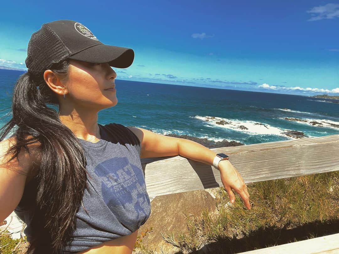 矢吹春奈のインスタグラム：「Maui heals my body and soul. 3/1/22」