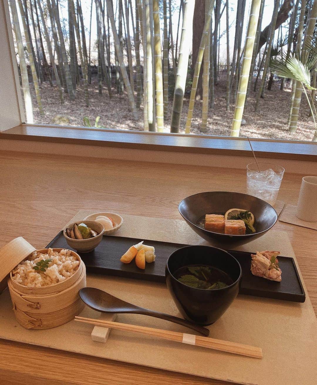 桃衣香帆のグルメインスタ