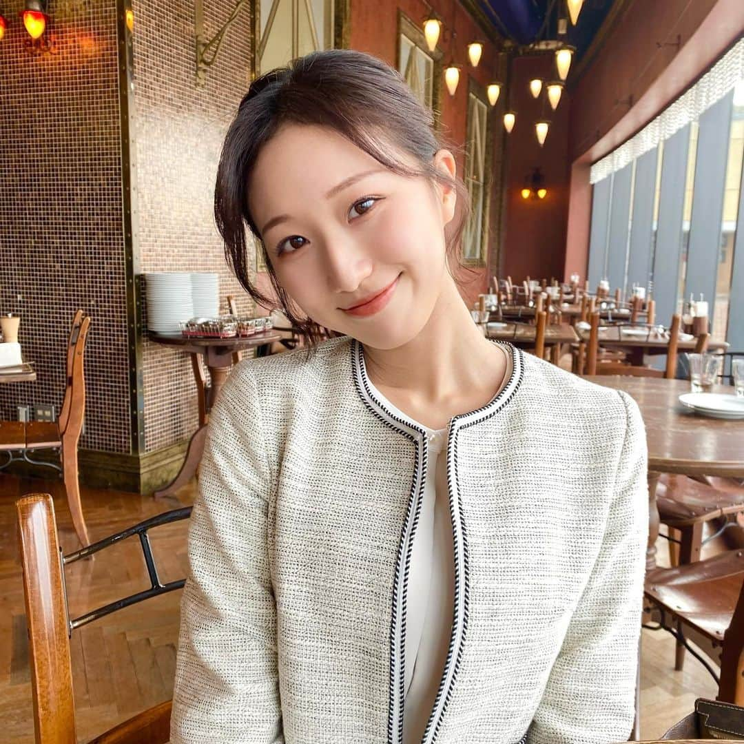 田辺真南葉のインスタグラム：「少しの間投稿お休みします🙇🏻‍♀️ 流行り病と花粉にお気をつけて、😢」