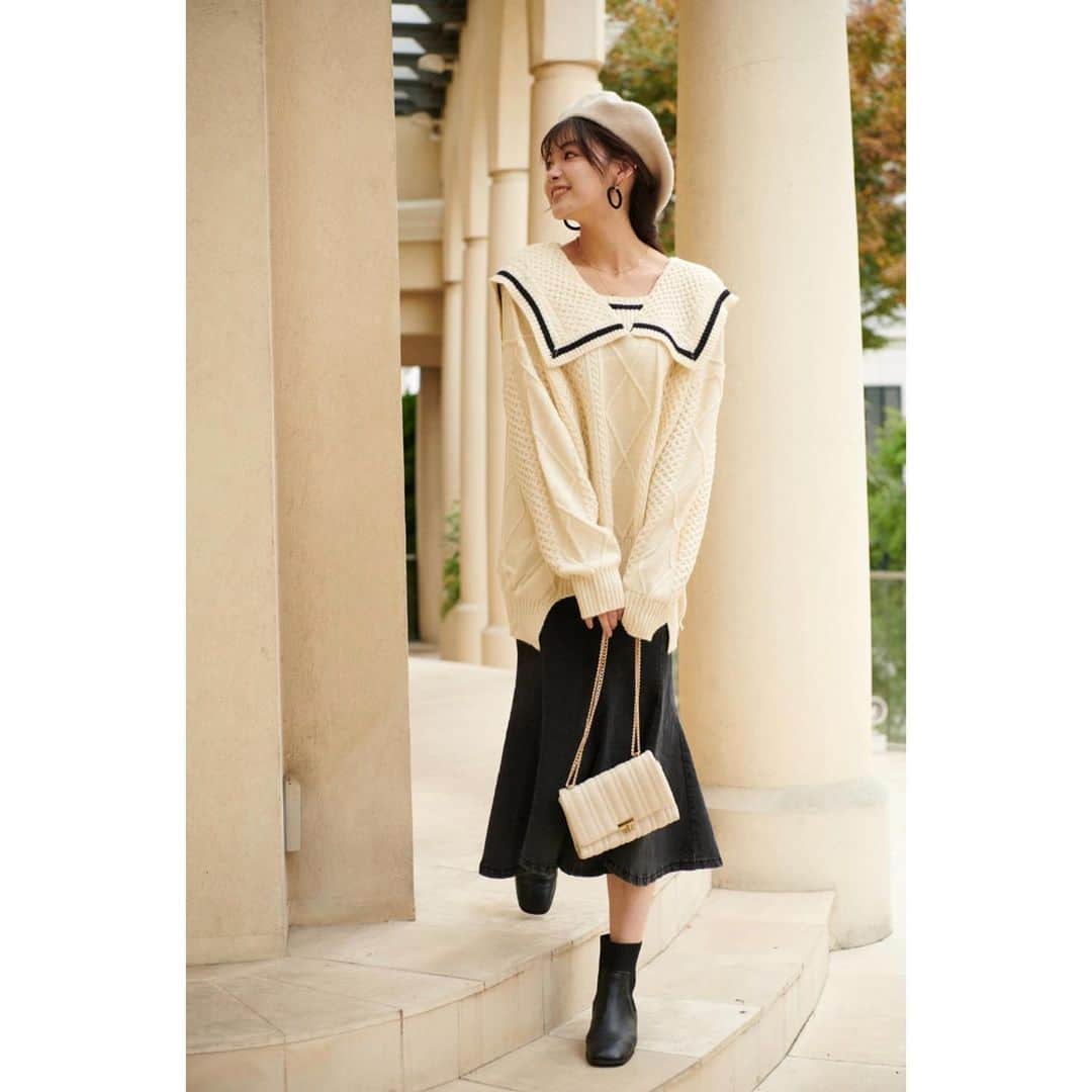 吉澤遥奈のインスタグラム：「#glam #model #fashion #straight  #ニット #skirt」