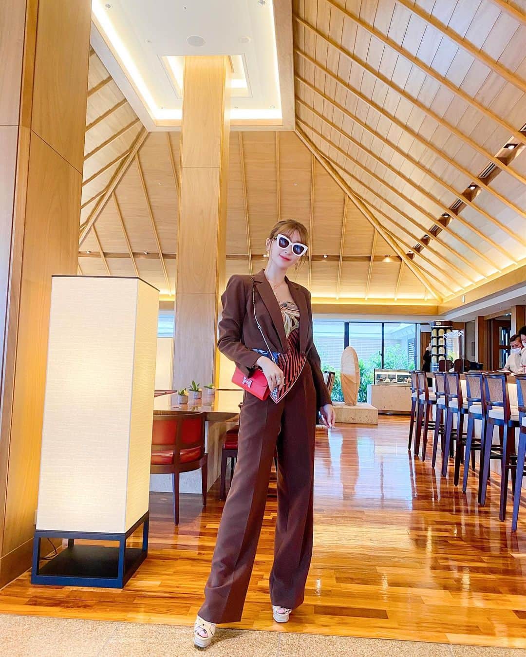 JUNKO（飯田順子）のインスタグラム：「📍 @ritzcarltonokinawa  ・ 予想以上に寒かったな😱🌴 ・ ゴルフ⛳️🏌️‍♀️も ちょうどいいと思いきや 寒くて🥶鼻水ダラダラだった🤣 ・ また暖かい時に❤︎ ・ ・」