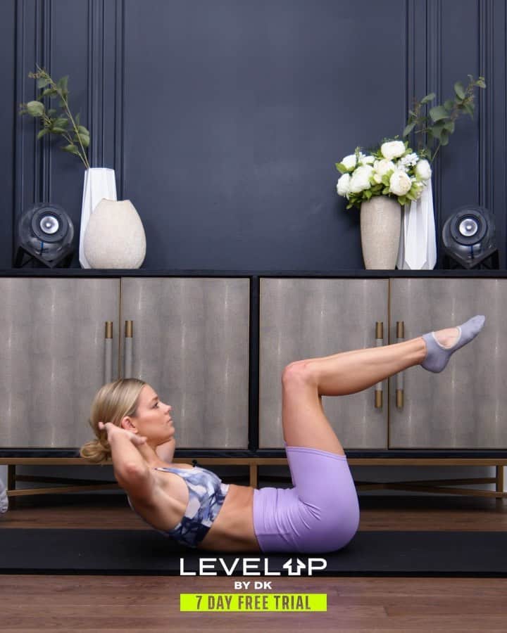 ダニエル・クヌッドソンのインスタグラム：「➡️ Sculpt and tone your muscles with the mind-body connection of SLOW controlled low impact movements. PILATE based exercises to sculpt ,tone, tighten and build long lean beautiful muscles.  1️⃣2️⃣minute FULL BODY sculpt & tone is Live @levelupbydk APP✨ ➡️ sign up today for a FREE 7️⃣ day Trial ( link in Bio) www.LEVELUPBYDK.com  ▪️300+ workouts  ▪️CERTIFIED Female/Male trainers  ▪️3-30 minute workouts  ▪️Beginner - Advanced ▪️Calendar scheduled workouts  ▪️Low impact Series ▪️Body weight Series ▪️HIIT series ▪️Zero equipment series ▪️Weights/bands series  LINK IN BIO  #levelupbydk #trainwithus #certifiedtrainers #getresults」