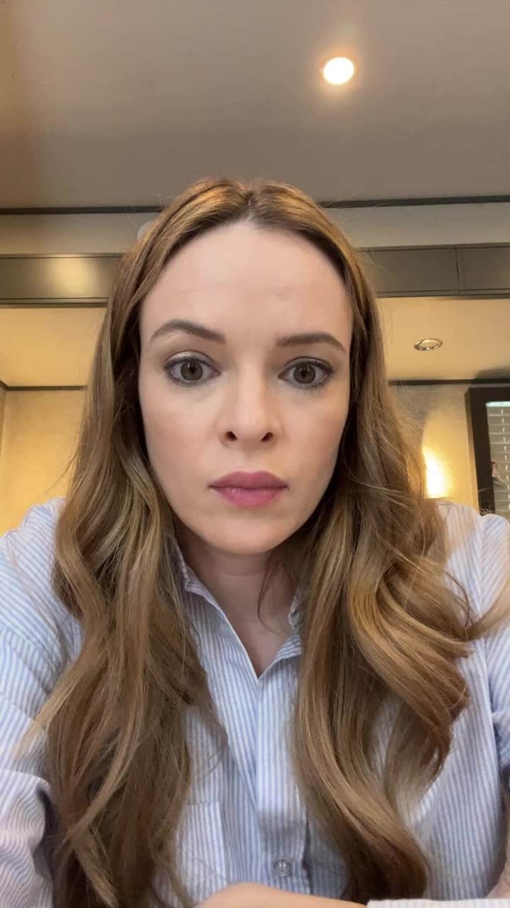 ダニエル・パナベイカーのインスタグラム：「@cwtheflash is back next week on Wednesday night!」