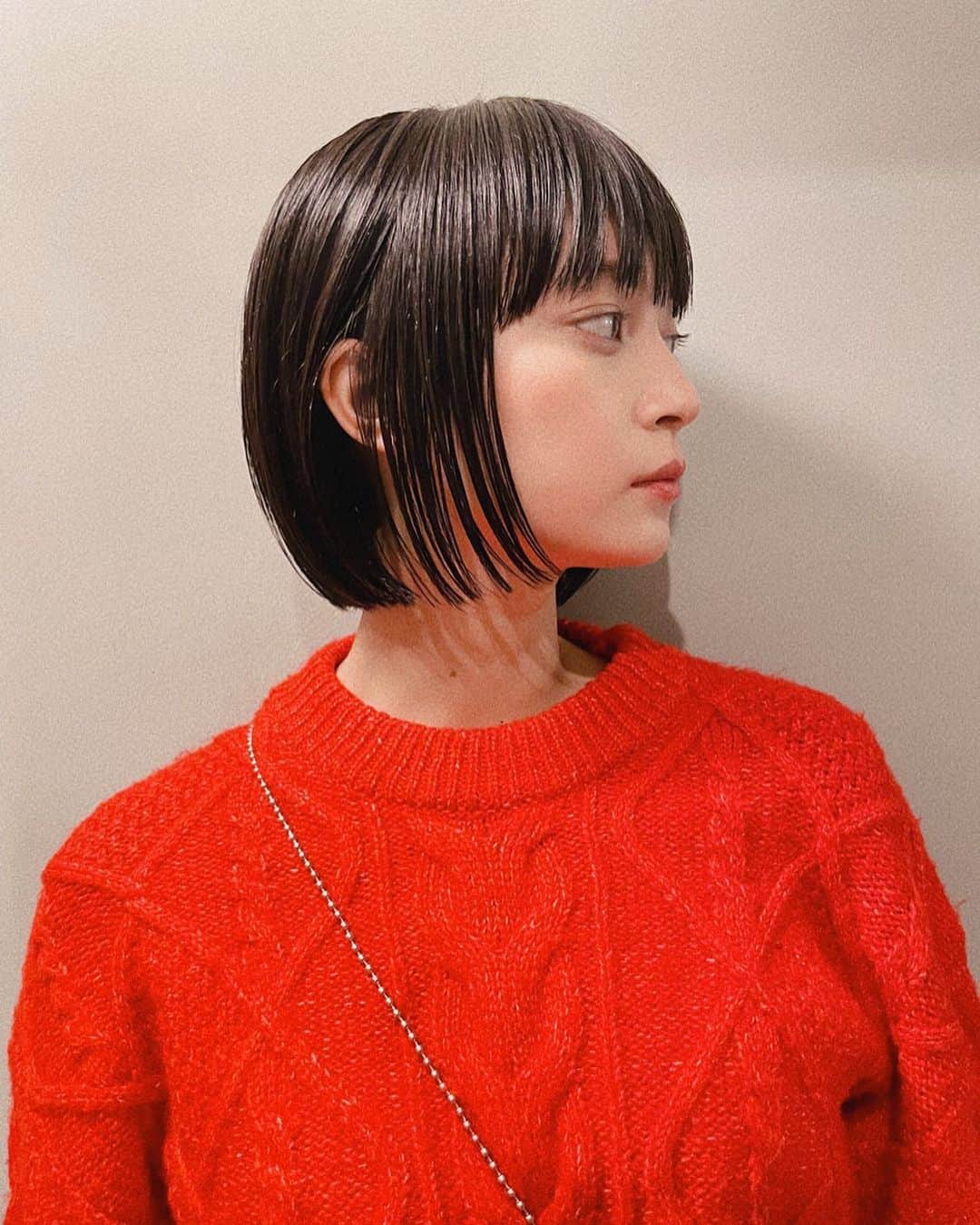 Macoto Tanaka 田中真琴さんのインスタグラム写真 - (Macoto Tanaka 田中真琴Instagram)「1ヶ月ちょっとぶりのカット✂︎❤️ さっぱり。 だいきさんありがとーーーう！ まじで、女子を可愛くする天才。 こんな私でも前髪で可愛い系になれる。 @daikiokinaga  #ボブヘア」3月3日 19時58分 - mac0tter