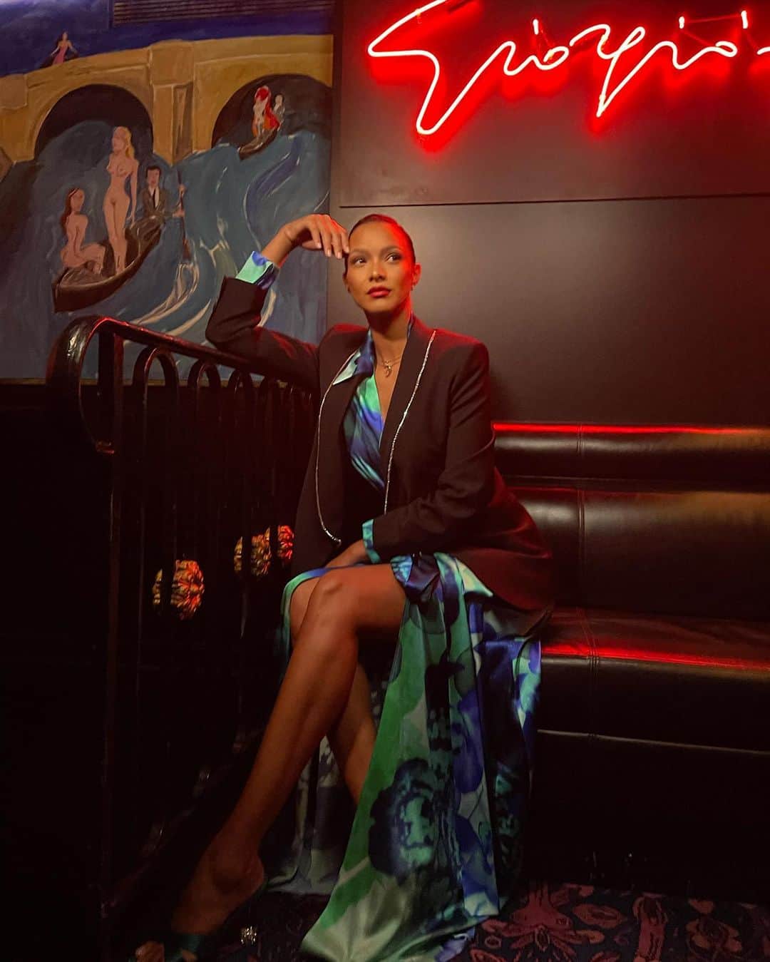 ライス・リベイロさんのインスタグラム写真 - (ライス・リベイロInstagram)「@giorgioarmani ❤️ #pfw」3月3日 20時27分 - laisribeiro