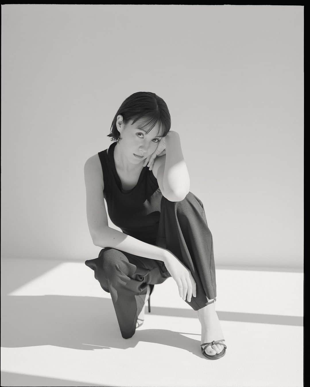 トリンドル玲奈さんのインスタグラム写真 - (トリンドル玲奈Instagram)「❤︎  イメージを変えて、 こんなのも。  リップは強くなりすぎないように、 伴さんがオレンジぽいのにしてくれました🧡  @kisshomaru  @madoka_ban  #長張貴子　さん❤︎ @designersremix」3月3日 20時45分 - toritori0123