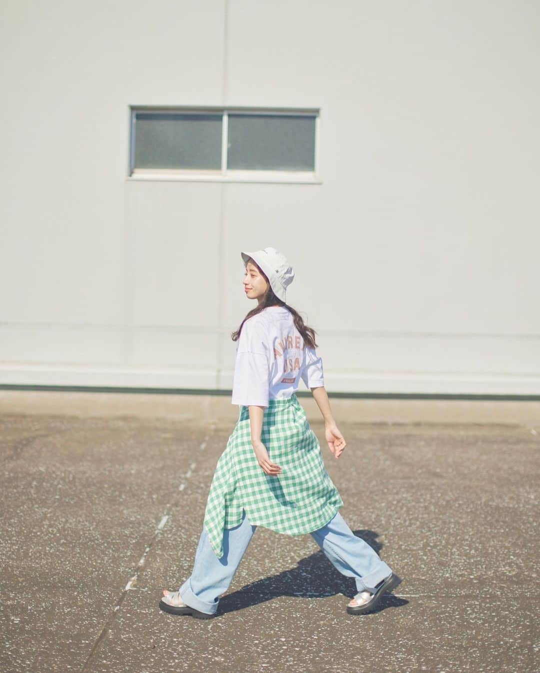 小嶋彩音のインスタグラム：「🚶‍♀️☀️ @milkfedjp × @avirex_jp」