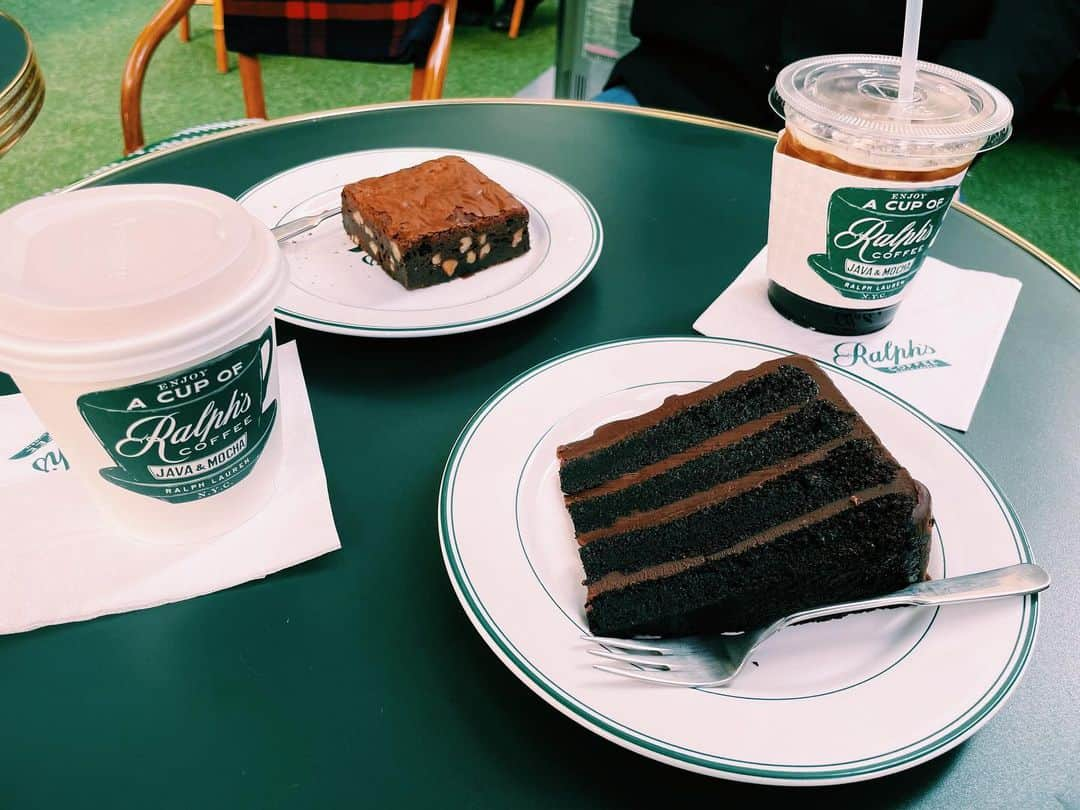 松田 爽のインスタグラム：「ラルフローレンカフェ☕️」