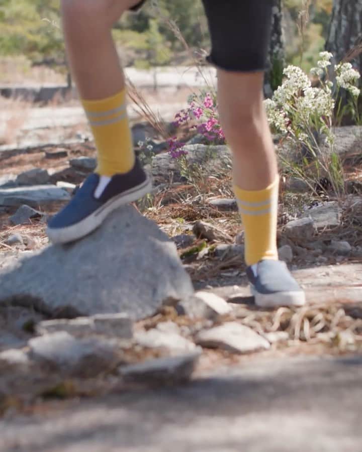 オシュコシュのインスタグラム：「Start with the coolest shoes and the adventures will follow.」