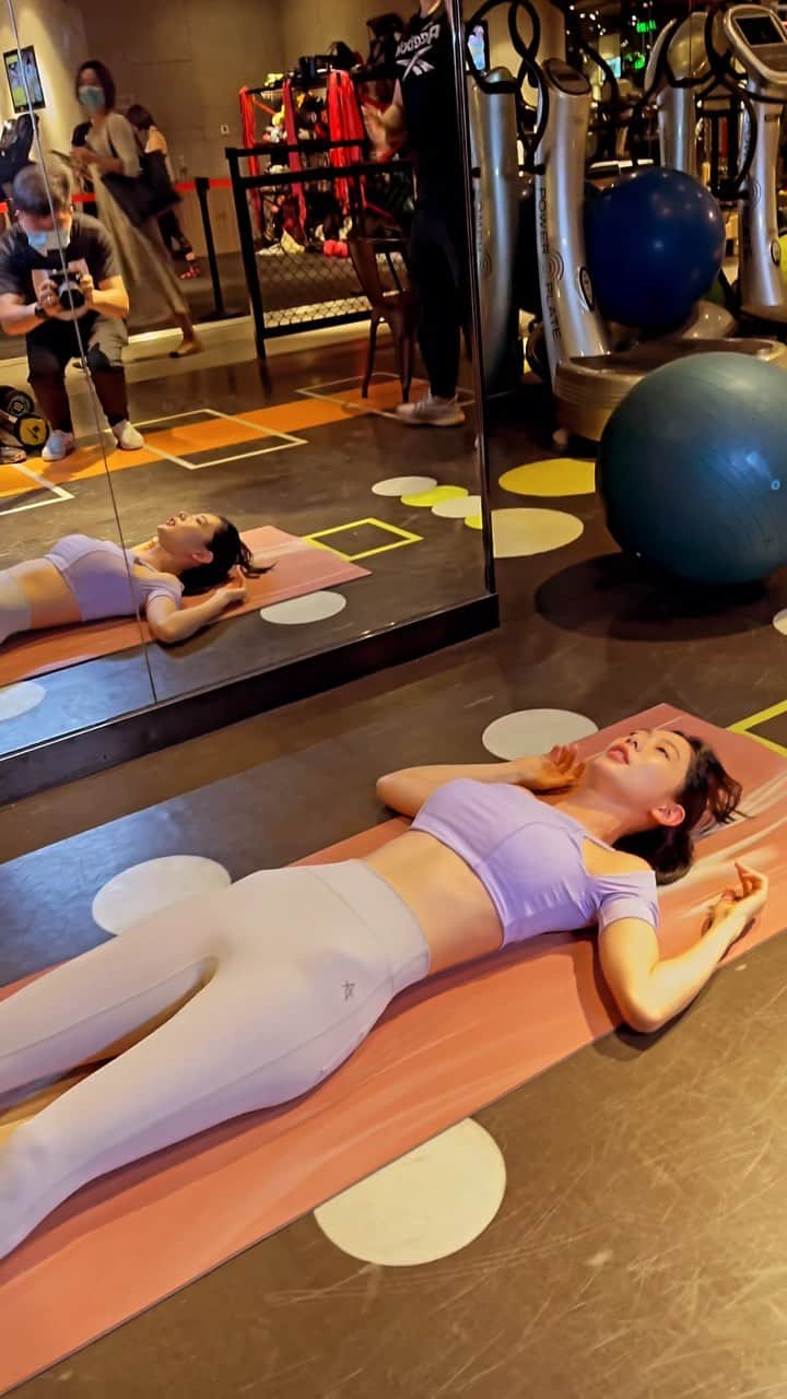 クララのインスタグラム：「#fitness #healthylifestyle」