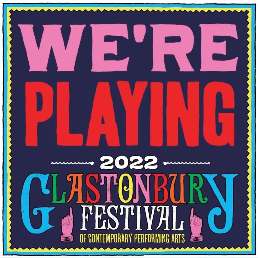 ロバート・プラントのインスタグラム：「Robert Plant and @AlisonKrauss will be performing at @glastofest this year. #glastonbury #glastonbury2022」