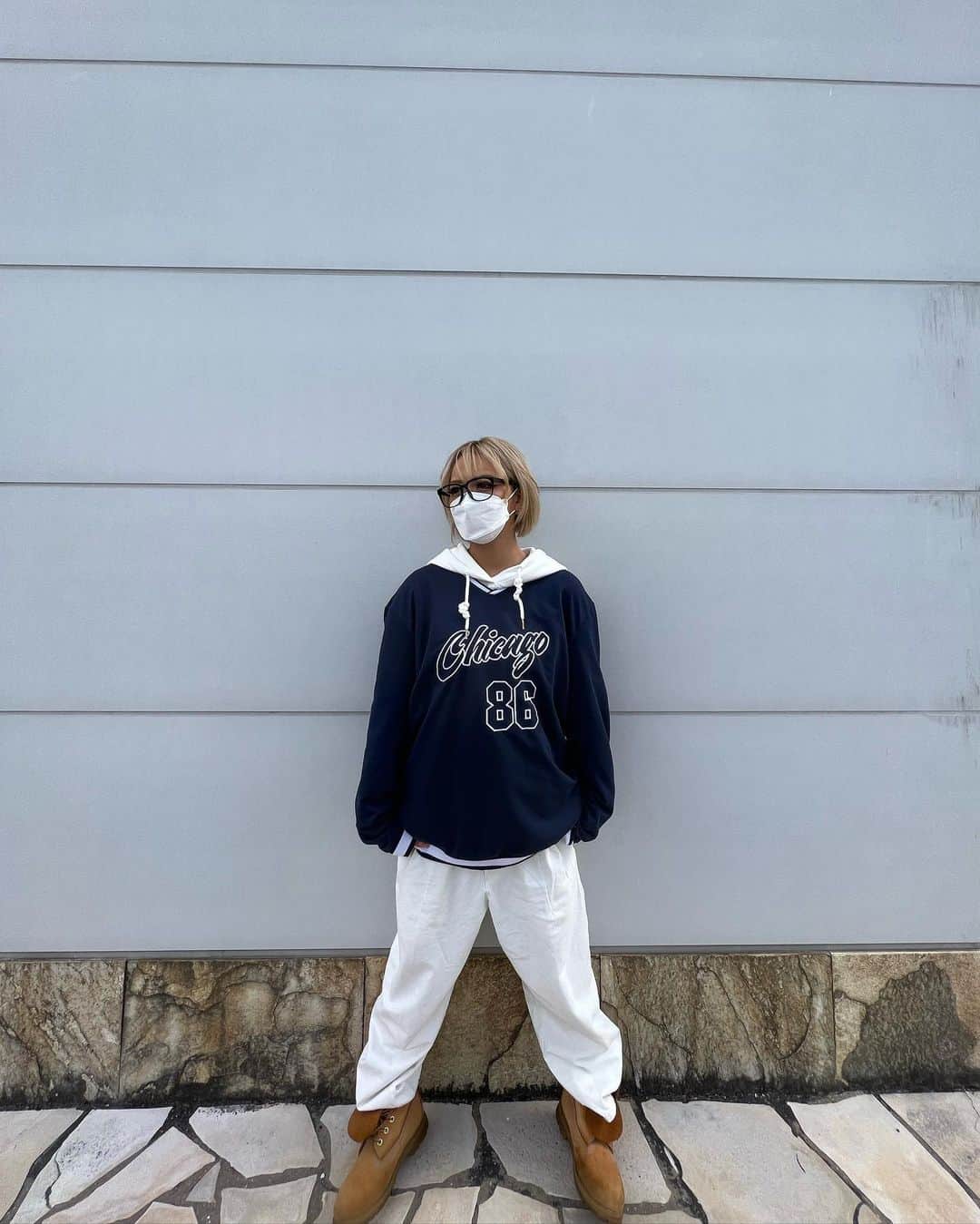 Airi 前川愛莉 さんのインスタグラム写真 Airi 前川愛莉 Instagram ひさびさに全身コーデ 冬はストリート系が映えるからすきなのよ デートに着ていったら引かれるコーデtop3に 入るよねwwオフの日くらい着させて 笑 Egg ギャル