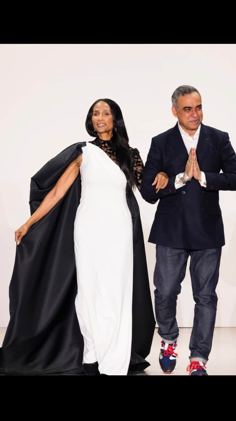 のインスタグラム：「Special thanks to the awesome cooperation with fashion design icon @bibhumohapatra, who put a special spotlight on our eyewear models.   Credits: Photo by @kevinsturmanstudio   #newyorkfashionweek #fashiondesigner #bibhumohapatra #model #runway #madeingermany #eyewear #premium #icberlin #icberlinofficial #style」