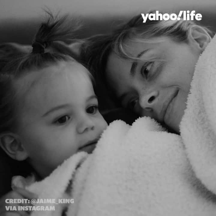 ジェイミー・キングのインスタグラム：「I am so excited to share my interview with @yahoolifestyle about my fertility journey and to continue advocating with @allarahealth as the Director of Impact for proper care for all the women out there! 👏👏👏  https://www.yahoo.com/lifestyle/jaime-king-kids-parenting-pcos-infertility-allara-160124389.html」