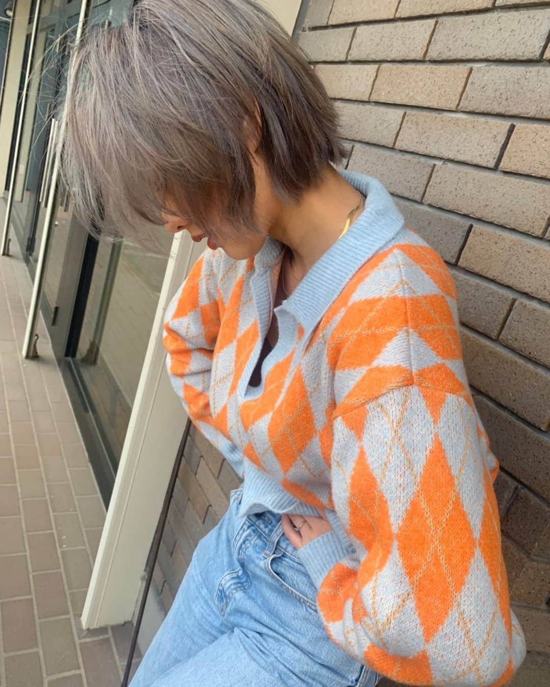 松本さゆきのインスタグラム：「色が落ち切ったのでまた染めてもらってカットも少しした💇‍♀️ @chanstagram1117  #ショートヘア #色落ちも楽しめるカラー   またロングヘア目指して伸ばそかな😙」