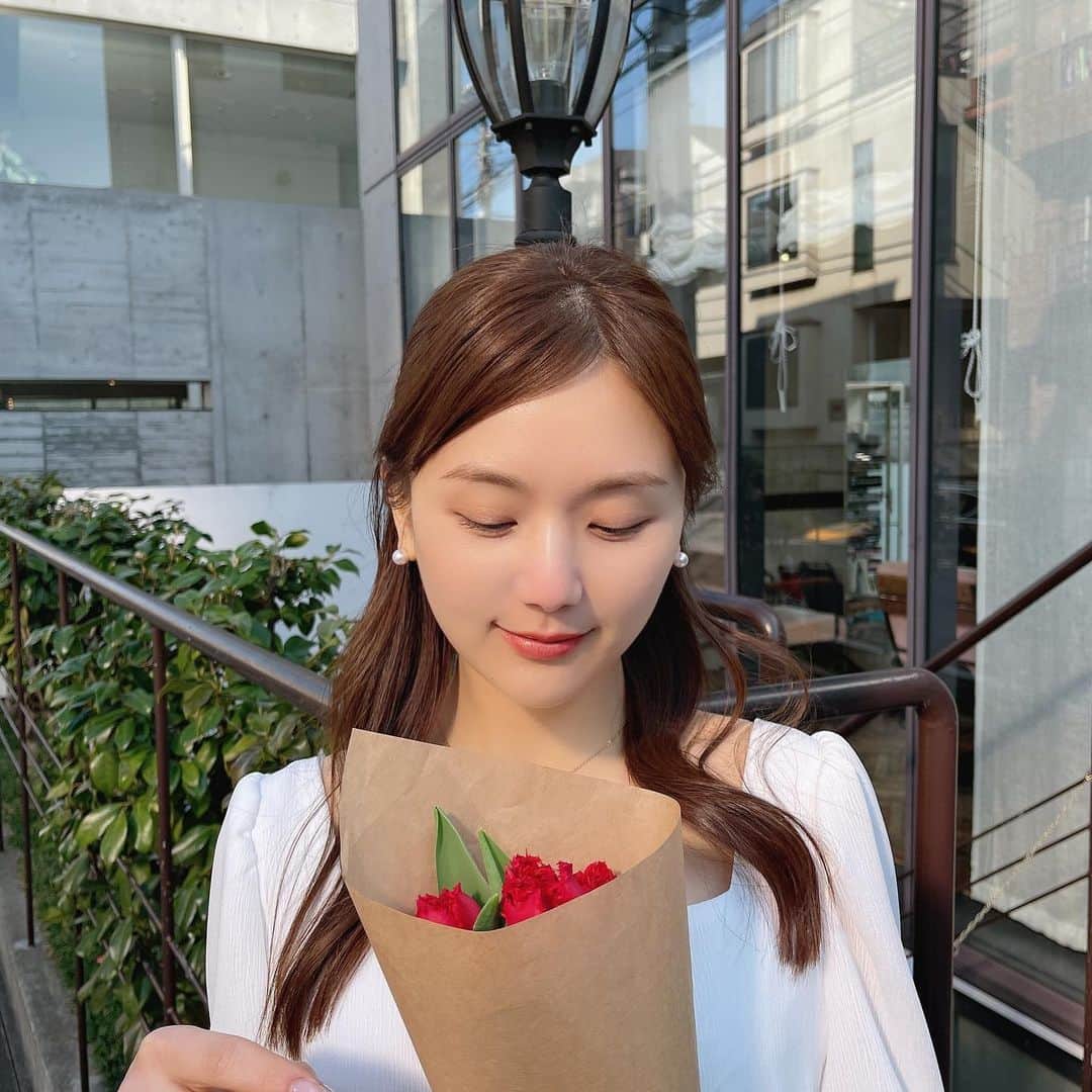 ひよんのインスタグラム：「🎂💓  みんなのおかげで幸せな誕生日だった☺️ ありがとう❤️  ラスト20代、1日終わって寝る時に 『今日も幸せだった〜』 って思える365日にしていきたい🤣❤️ めちゃくちゃアバウトだけどw  #🎂」