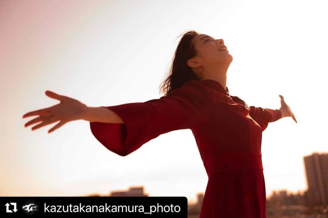 のん（能年玲奈）さんのインスタグラム写真 - (のん（能年玲奈）Instagram)「#Repost @kazutakanakamura_photo with @make_repost ・・・ #のん さん  styling #町野泉美 さん hair&make #菅野史絵 さん」3月5日 16時57分 - non_kamo_ne